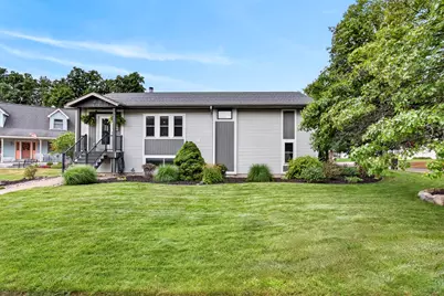 1329 Dewberry Court NE, Grand Rapids, MI 49505 - Photo 2