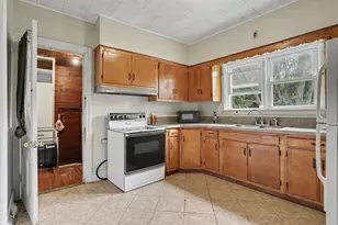 368 Garfield Ave, Battle Creek, MI 49017 - Photo 10