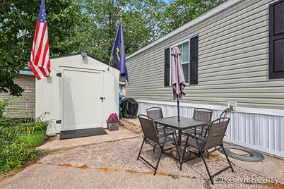 4572 Toronto Avenue SW, Wyoming, MI 49519 - Photo 4
