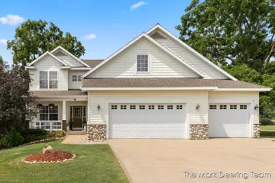 3127 Royal Hannah Drive NE, Rockford, MI 49341 - Photo 2