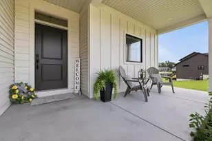 4736 Lexem Dr, Hudsonville, MI 49426 - Photo 2