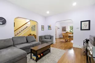574 Woodland St, Detroit, MI 48202 - Photo 6