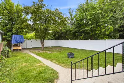 574 Woodland Street, Detroit, MI 48202 - Photo 20