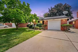 14557 Michigan Blvd, Allen Park, MI 48101 - Photo 2