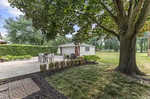 14928 Country Club Dr, Livonia, MI 48154 - Photo 30