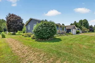 4356 E Y Ave, Vicksburg, MI 49097 - Photo 2