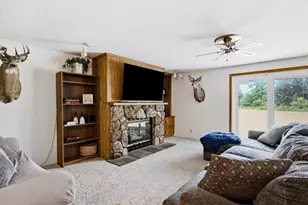 6940 Perry Rd, Yale, MI 48097 - Photo 16