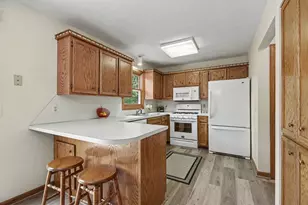 6651 Sunfield Dr SW, Byron Center, MI 49315 - Photo 10