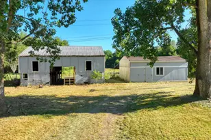 49300 Arkona Rd, Belleville, MI 48111 - Photo 4