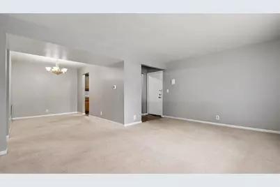 3624 Lakeshore Drive #H-1, Saint Joseph, MI 49085 - Photo 4