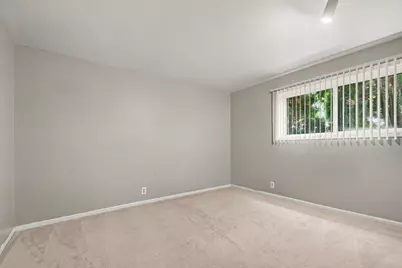 3624 Lakeshore Drive #H-1, Saint Joseph, MI 49085 - Photo 12