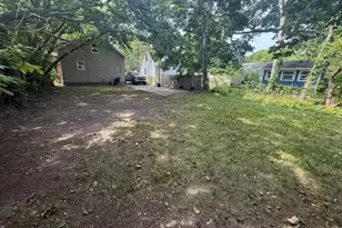 210 Dunlap St, Lansing, MI 48910 - Photo 4