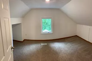 210 Dunlap St, Lansing, MI 48910 - Photo 8