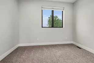 6031 Port View Dr SE, Grand Rapids, MI 49512 - Photo 22