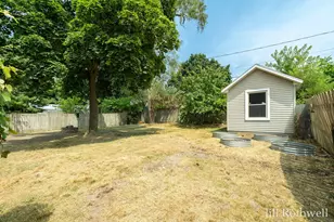 2228 Coit Ave NE, Grand Rapids, MI 49505 - Photo 40