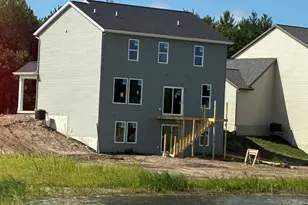 1890 Lowe Dr, Spring Lake, MI 49456 - Photo 2
