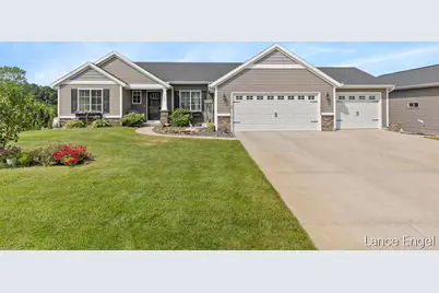 11797 Crystal Ridge Drive NE, Sparta, MI 49345 - Photo 2