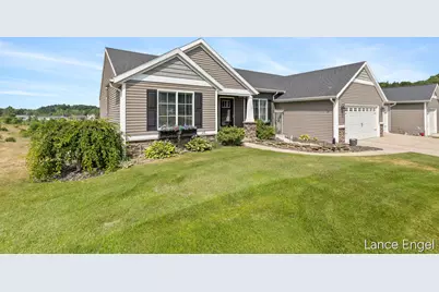 11797 Crystal Ridge Drive NE, Sparta, MI 49345 - Photo 2