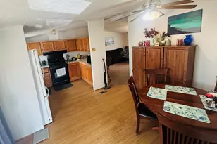 1219 Royal Dr, Fremont, MI 49412 - Photo 8