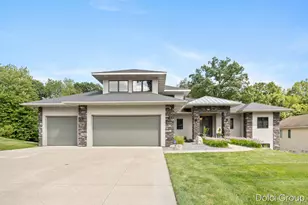 1978 Oak Hollow Rd NW, Grand Rapids, MI 49504 - Photo 1