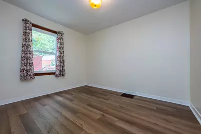 1643 Lyola Court, Benton Harbor, MI 49022 - Photo 14