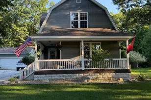 343 Eugene Ave, Muskegon, MI 49441 - Photo 1