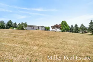 1028 Old Barn Rd, Freeport, MI 49325 - Photo 42