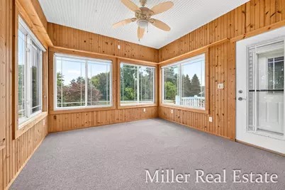 1028 Old Barn Road, Freeport, MI 49325 - Photo 16