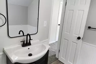 436 E Marshall St, Hastings, MI 49058 - Photo 18