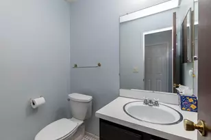 32143 W 12 Mile Rd, Farmington Hills, MI 48334 - Photo 14
