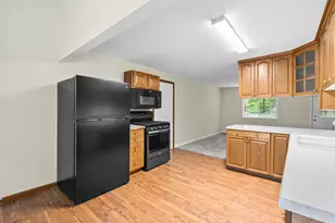 4321 Wolf Dr, Kalamazoo, MI 49009 - Photo 8