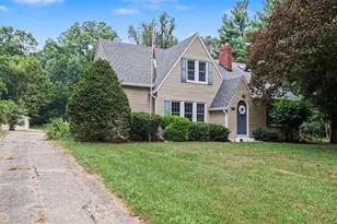 214 W Hamilton Ln, Battle Creek, MI 49015 - Photo 1