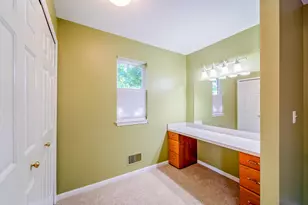 9772 Grosse Ile Pkwy, Grosse Ile, MI 48138 - Photo 16