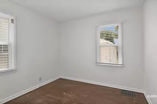 546 Ferris St NW, Grand Rapids, MI 49544 - Photo 16