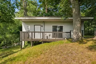 382 W Pine Dr, Greenville, MI 48838 - Photo 18