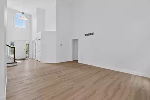 13500 Cambridge Ct, Plymouth, MI 48170 - Photo 14