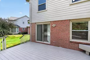 13500 Cambridge Ct, Plymouth, MI 48170 - Photo 46