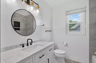 13500 Cambridge Ct, Plymouth, MI 48170 - Photo 40