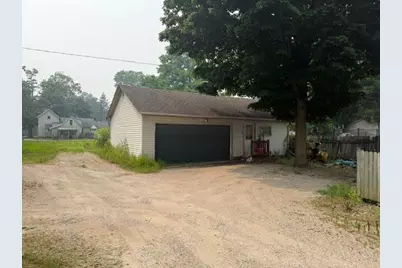 220 Prairie Street, Charlotte, MI 48813 - Photo 4