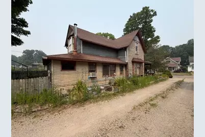 220 Prairie Street, Charlotte, MI 48813 - Photo 6