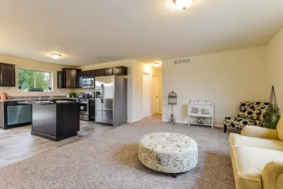 860 Crooks Street, Belding, MI 48809 - Photo 6
