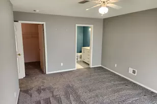 9621 Lakeside Dr, Ypsilanti, MI 48197 - Photo 12