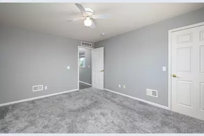 9621 Lakeside Drive, Ypsilanti, MI 48197 - Photo 24
