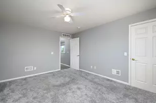 9621 Lakeside Dr, Ypsilanti, MI 48197 - Photo 24