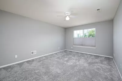 9621 Lakeside Drive, Ypsilanti, MI 48197 - Photo 16