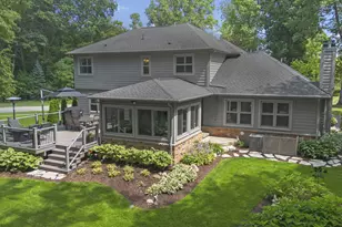 12072 Pembrooke Cir, South Lyon, MI 48178 - Photo 4