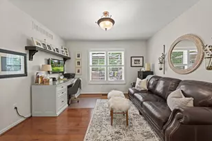 12072 Pembrooke Cir, South Lyon, MI 48178 - Photo 16