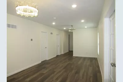 22 N Wabash Avenue, Battle Creek, MI 49017 - Photo 8