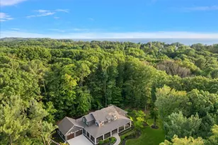 317 N Lakeshore Dr, Holland, MI 49424 - Photo 82