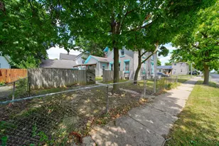414 Division St, Adrian, MI 49221 - Photo 40